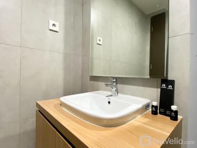 Apartemen Pollux Chadstone - Minimalist Studio Room at Pollux Chadstone Apartment By Travelio