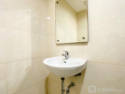 Apartemen Elvis Tower - Cozy Stay Studio Apartment (No Kitchen) at Elvis Tower By Travelio