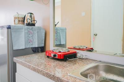 Apartemen Skylounge Tamansari - Cozy Studio Apartment at Skylounge Tamansari near Soetta Airport By Travelio