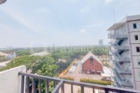 Apartemen Tree Park City BSD - Restful and Cozy Living Studio Tree Park City BSD Apartment By Travelio