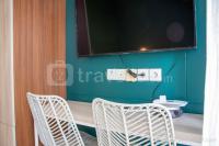 Apartemen West Vista - Well Appointed and Homey Studio at West Vista Apartment By Travelio