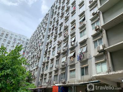 Apartemen City Park - Comfort Designed 2BR at City Park Apartment By Travelio