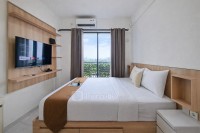 Stunning with Great Location Studio Apartment at Sky House BSD By Travelio