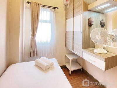 Apartemen Suites @Metro - Simply Homey 2BR at Suites @Metro Apartment By Travelio