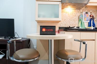 Apartemen Green Pramuka City - Tranquil Green Pramuka City 2BR Apartment near Shopping Center By Travelio