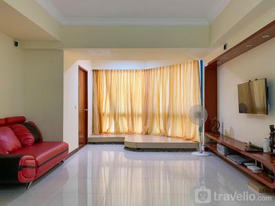 Apartemen Kondominium Taman Anggrek - Comfortable 2BR Kondominium Taman Anggrek Apartment By Travelio
