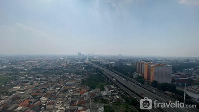 Apartemen West Vista - Comfort and Warm Studio Room at West Vista Apartment By Travelio