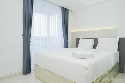 Apartemen West Vista - Relax and Comfy with Pool View at Studio West Vista Apartment By Travelio