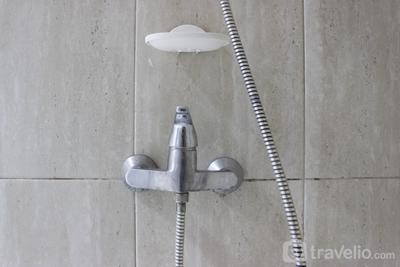 Apartemen Tamansari La Grande - Modern Studio Room at Tamansari La Grande Apartment By Travelio