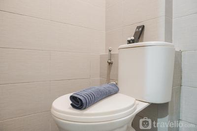 Apartemen Green Park View - Warm and Minimalist Studio at Green Park View Apartment By Travelio