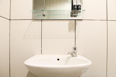 Apartemen Grand Kamala Lagoon - Modern 2BR Grand Kamala Lagoon Apartment By Travelio