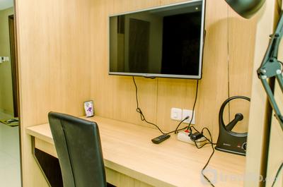 Apartemen U Residence - Cozy High Floor Studio Room Apartment at U Residence By Travelio