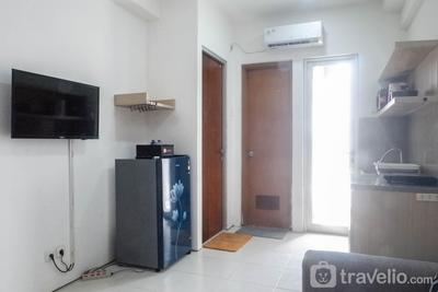 Apartemen Gunawangsa Manyar - Cozy Living 2BR Apartment at Gunawangsa Manyar By Travelio