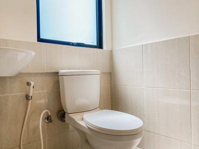 Apartemen Meikarta - Homey 2BR Unfurnished with AC in Living Room at Meikarta Apartment By Travelio