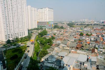 Apartemen Bassura City - Cozy Living 2BR Apartment at Bassura City near Mall By Travelio