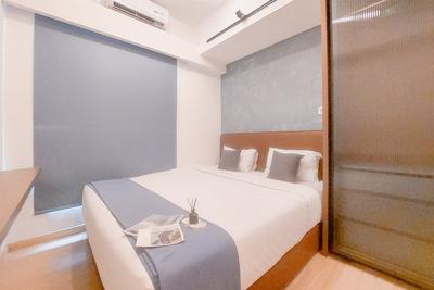 Good Location and Relaxing 2BR Sky House BSD Apartment By Travelio