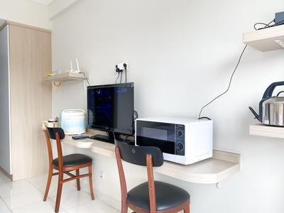 Apartemen Elvis Tower - Good Choice and Comfy Studio (No Kitchen) at Elvis Tower Apartment By Travelio