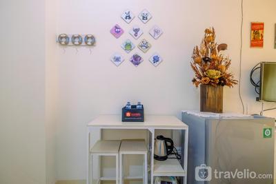 Apartemen Green Pramuka City - Studio Room at Green Pramuka City Apartment By Travelio