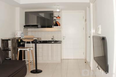 Apartemen Springlake Summarecon Bekasi - Comfort Living 3BR at Springlake Summarecon Bekasi Apartment By Travelio