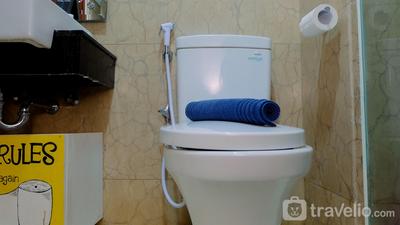 Apartemen Capitol Park Residence - Pool View 2BR Apartment at Capitol Park Residence By Travelio