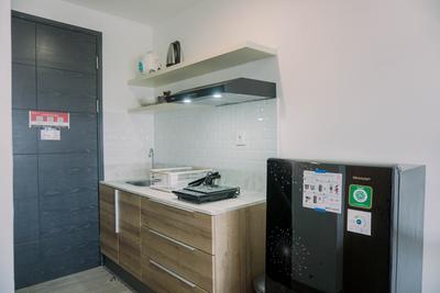 Apartemen Collins Boulevard - Well Furnished and Comfy Studio Collins Boulevard Apartment By Travelio