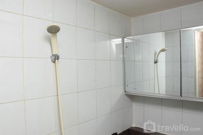 Apartemen Green Pramuka City - Comfort Living 1BR at Green Pramuka City Apartment By Travelio