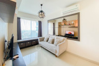 Chic and Cozy 2BR Grand Kamala Lagoon Apartment By Travelio