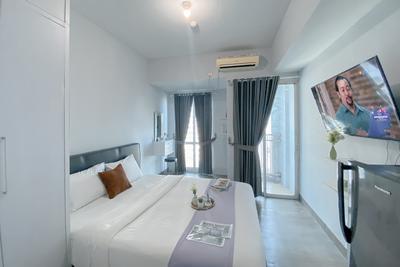 Apartemen Grand Dhika City - Comfy and Cozy Studio at Grand Dhika City Apartment By Travelio