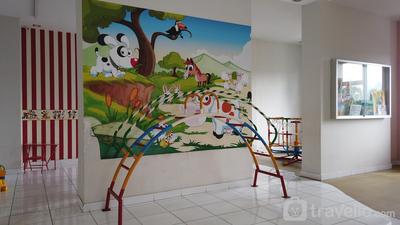 Apartemen Lavande Residence - Cozy Living and Homey Studio Apartment at Lavande Residence By Travelio