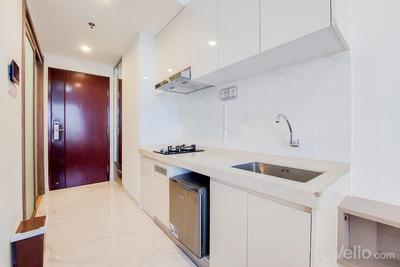 Apartemen Sky House BSD - Great Choice and Homey Studio Room Sky House BSD Apartment By Travelio