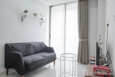 Apartemen Taman Anggrek Residence - Minimalist High Floor 1BR Apartment at Taman Anggrek Residence By Travelio
