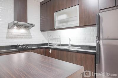 Apartemen Bellagio Residence - Comfort and Minimalist 3BR Apartment at Bellagio Residence By Travelio