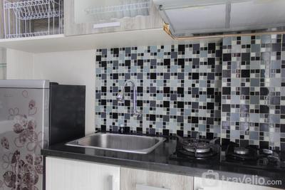 Apartemen Oak Tower - Homey and Minimalist 2BR at Oak Tower Apartment By Travelio