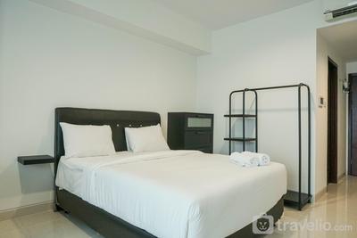 Apartemen West Vista - Elegant Studio at West Vista Apartment with City View By Travelio