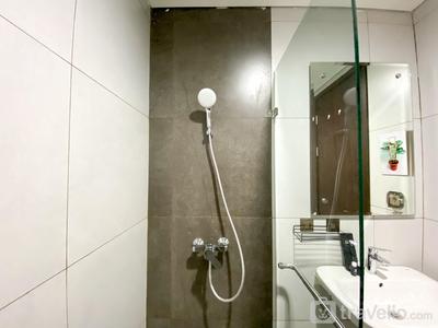 Apartemen LRT City Bekasi - Fancy and Nice Studio at Eastern Green LRT City Apartment By Travelio