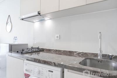 Apartemen Puri Mansion - Nice and Elegant Studio Room at Puri Mansion Apartment By Travelio