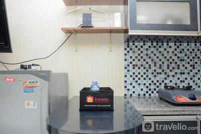 Apartemen Kebagusan City - Minimalist Studio Room at Kebagusan City Apartment By Travelio