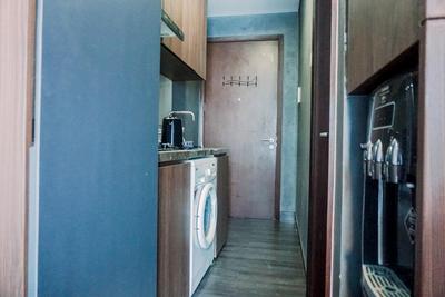 Apartemen Puri Mansion - Strategic and Cozy Studio at Puri Mansion Apartment By Travelio