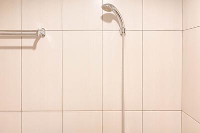 Apartemen Grand Kamala Lagoon - Spacious and Comfy 2BR Combined at Grand Kamala Lagoon Apartment By Travelio