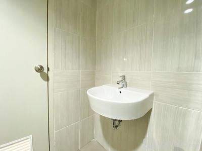 Apartemen Vasanta Innopark - Cozy 1BR Unfurnished with AC at 23rd Floor Vasanta Innopark Apartment By Travelio