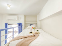 Minimalist and Posh Studio Dave Apartment By Travelio