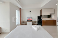 Apartemen Grand Sungkono Lagoon - Tidy and Strategic Location Studio Grand Sungkono Lagoon Apartment By Travelio