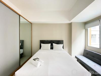 Homey and Cozy Stay Studio LRT City Jatibening Apartment By Travelio
