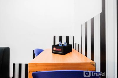 Apartemen Titanium Square - Simply Studio Room at Titanium Square Apartment By Travelio