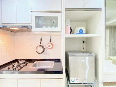 Apartemen Parahyangan Residence - Spacious and Minimalist 2BR Apartment at Parahyangan Residence By Travelio