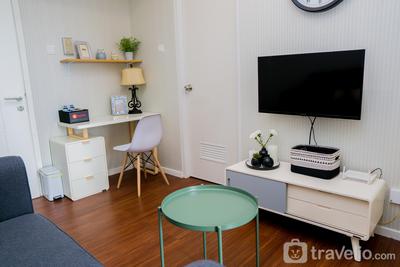 Apartemen Parahyangan Residence - Elegant 1BR Apartment Parahyangan Residence with Mountain View By Travelio