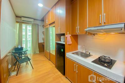 Apartemen Woodland Park Residence - Comfy and Minimalist 1BR Apartment at Woodland Park Residence By Travelio