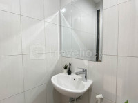 Apartemen Monroe Tower - Cozy Warm Tone Studio at Monroe Tower Apartment By Travelio