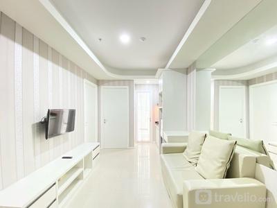 Apartemen Parahyangan Residence - Spacious and Minimalist 2BR Apartment at Parahyangan Residence By Travelio