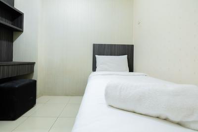 Apartemen Green Palace Kalibata - Monochrome Style 2BR Green Palace Kalibata Apartment By Travelio